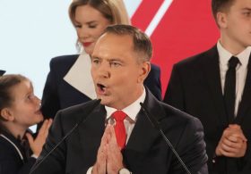 Holy Smokes – Looks Like Poland Might Be in the Middle of a Tusk-Orchestrated Coup