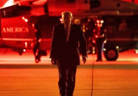 As Trump Faces Down the Midterms, a Grim Mood Takes Over the White House