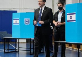 Israel’s President, Isaac Herzog, Faces a Difficult Choice