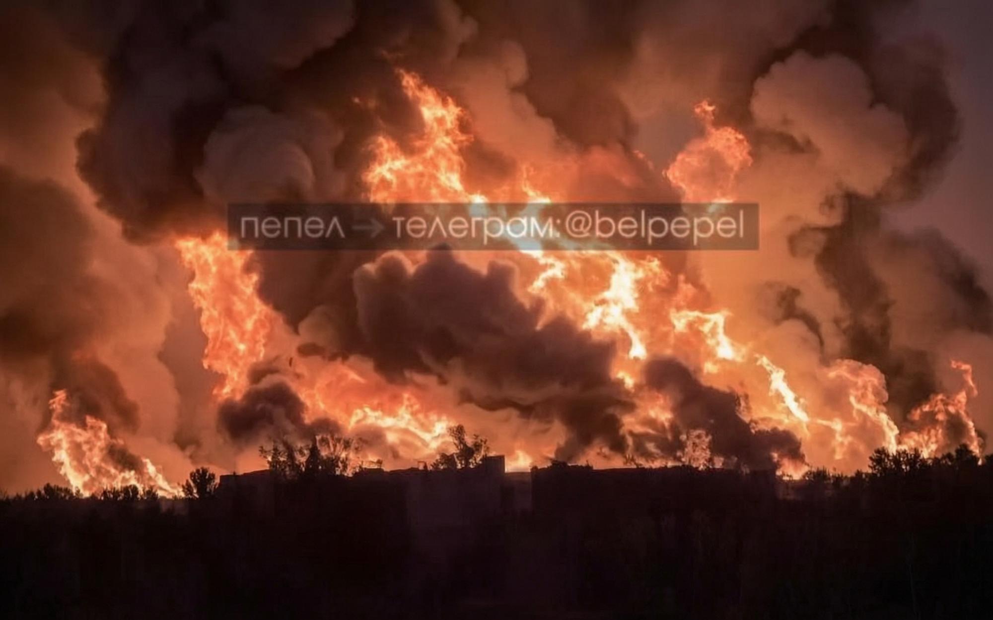 Skies Erupt as Ukraine Bombs Massive Russian Oil Depot Just Two Days After Zelensky Backs Trump Ceasefire 3377de16b