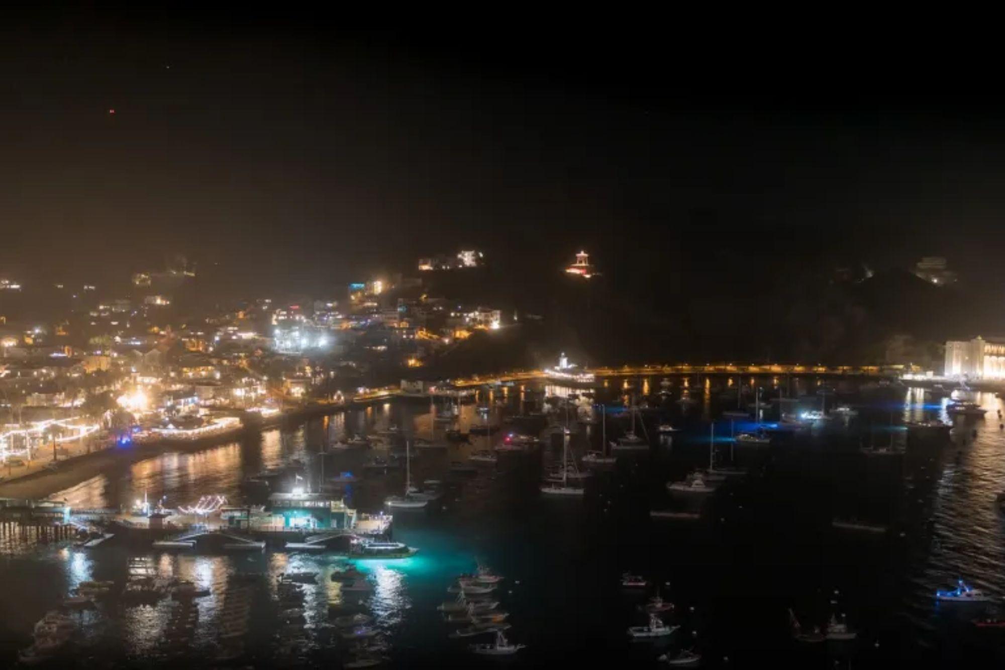Helicopter crashes off Catalina Island with 5 people aboard 691u3by 1790828725865