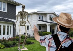 Archeologists Finally Find Evidence Of Nephilim — Oh, Wait, It’s Just A Yard Skeleton