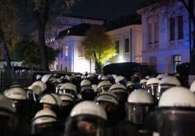 Polish president storms into besieged court amid constitutional crisis (VIDEOS): As it happened