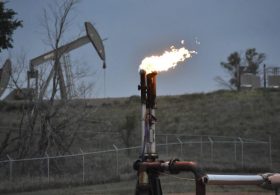 Trump plans to loosen methane rules for low-producing, high-emitting oil wells