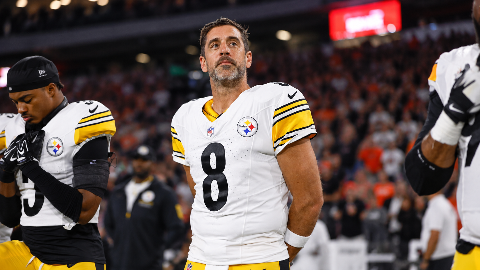 Aaron Rodgers Draws Laughs with Response to Mike McCarthy Exchange 81