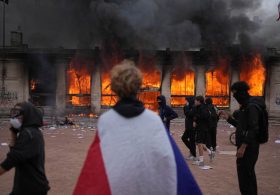 The Morning Briefing: The Burqafication of France Is Nearly Complete