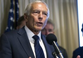 Former NATO commander: ‘No balance’ to Trump decision ‘to give in to Russia’
