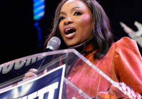 Jasmine Crockett heads to Virginia to stump in close House districts while spurning Talarico