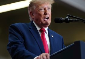 Trump: Nicki Minaj has ‘one hell of a beautiful a**’