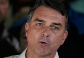 Flávio Bolsonaro flees Brazil for US after losing election: Reports