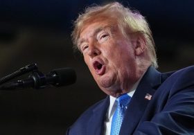 Trump fires back at Obama’s Cheesecake Factory jab