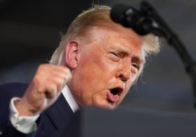 Trump continues calls for Venezuela to be 51st state
