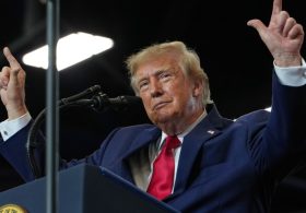 Trump visits to safe red districts are a ‘considered strategy’ to fire up low-propensity voters: Byron York