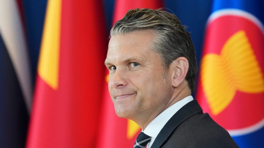 Hegseth seeks to assuage Southeast Asian partners on trip to Philippines AP26301250105879 e1793223232251
