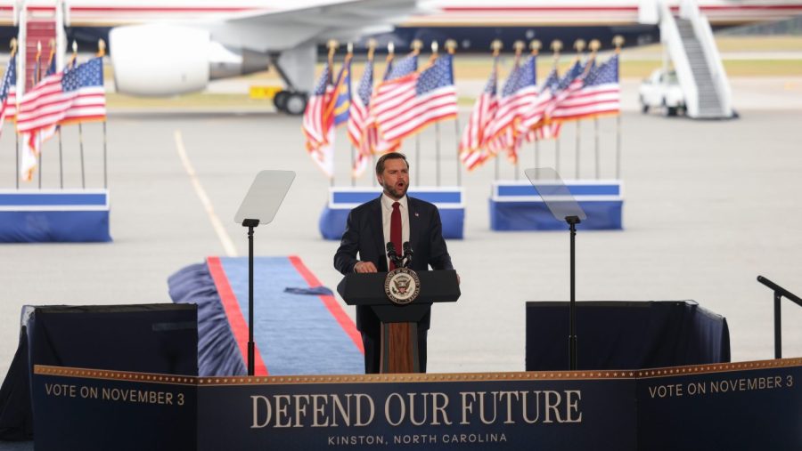 Live updates: Trump, Obama, Vance hit key states in midterm sprint AP26301705096542 e1793217522537