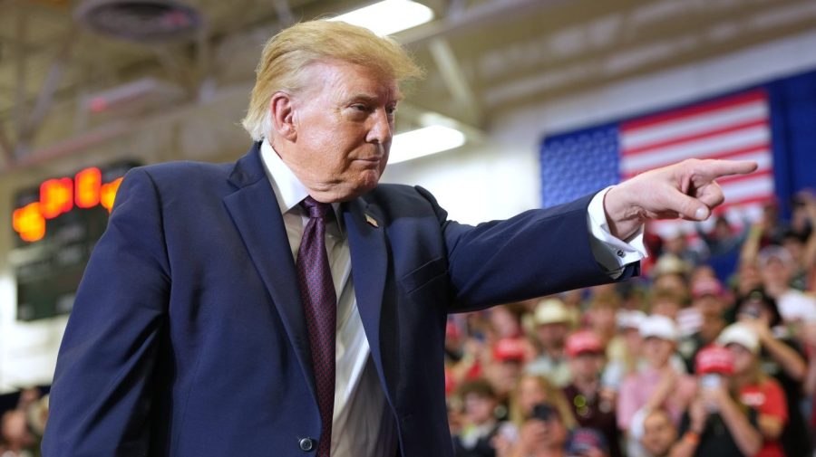 Trump calls alleged Alaska Senate spoiler scheme ‘voter fraud at the highest level’  AP26302044066381 e1793237216610