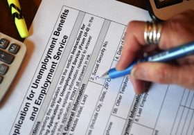 Unemployment claims fall to lowest level since mid-July signaling high job security