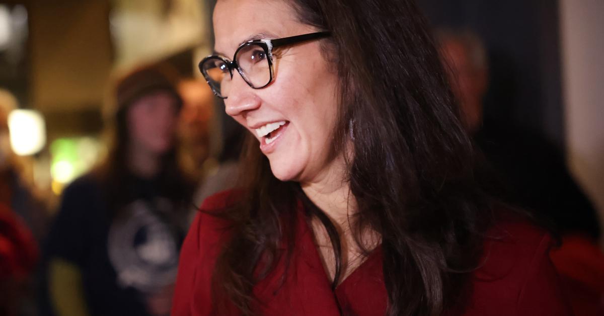 Alaska GOP Senate nominee Sullivan questions if Democrat rival Peltola got questions before debate GettyImages 1440169925 2