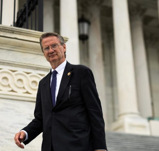 Burchett eyes Blackburn’s Senate seat if she wins the governor’s mansion