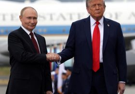 Trump condemns Ukranian attacks on Russian refineries, says he’s “not a fan” of Zelensky