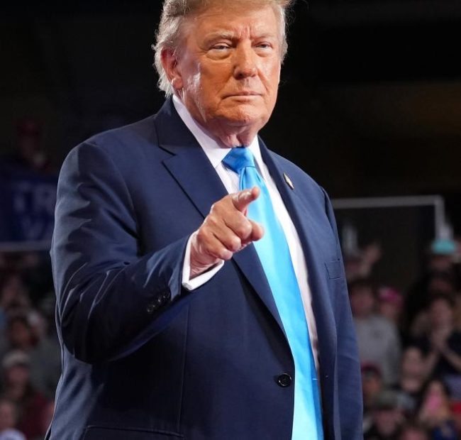 Trump says Omar must resign over ‘fake name’