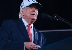 Trump signs order to cut mortgage costs, boost factory-built homes to make ownership more affordable