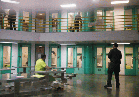 Newsom Slaps 25% Tax on Companies Operating ICE Detention Facilities