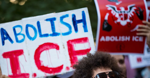 Oregon Leftists Attack ICE Officers with Bat While Disrupting Federal Operations GettyImages987455668 640x335 1