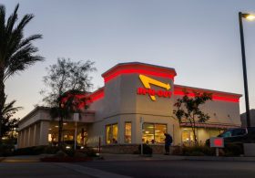CEO of California-Based In-N-Out Burger Teases Major Expansion East