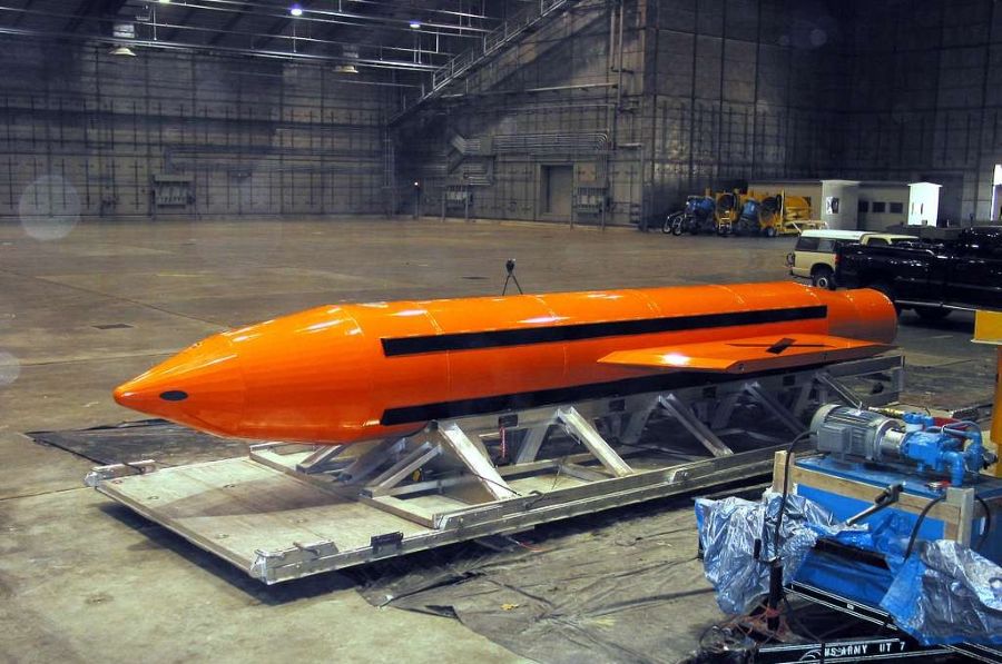 Trump Considers Using America’s Largest Non-Nuclear Bomb Against Iran MOAB 1