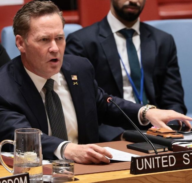 UN Chaos – Mike Walz Has to Order Approaching Cuban Minister Back to Seat as Communist Officials Fly into Rage
