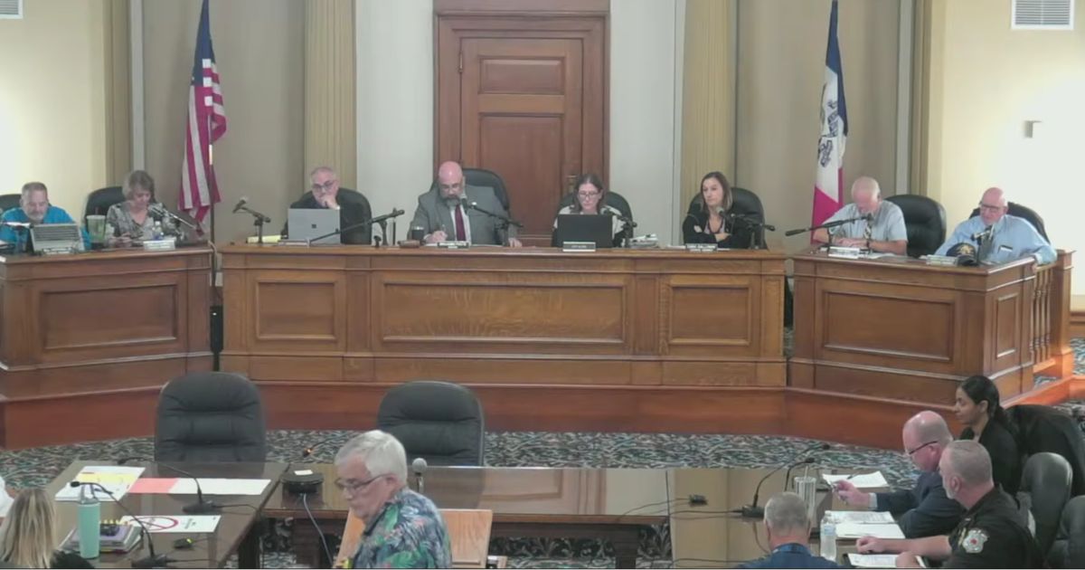 Pastor Fights Back as City Council Begins Meeting with Prayer to Satan Rick Bick and council