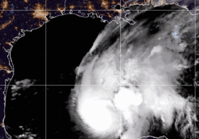 More than 900,000 without power as Hurricane Isaias slams Southeast