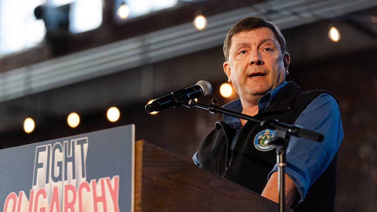 Dem Senate nominee apologizes to Jewish voters after 'genocide' remark sparked backlash Troy Jackson