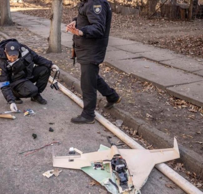 Ukraine accuses SpaceX of interrupting Starlink terminals, disrupting drone missions
