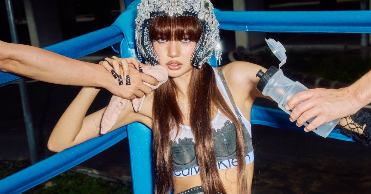 BLACKPINK's Lisa Sets New K-Pop Record as 'SaWaDiKa' Music Video Surpasses 200 Million YouTube Views in 34 Days blackpink lisa 1