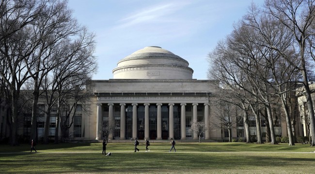 Thanks to Tenure, M.I.T. Is Stuck With Activist Professor c6a9174a 0a6e 4539 a688 c5314364f14f