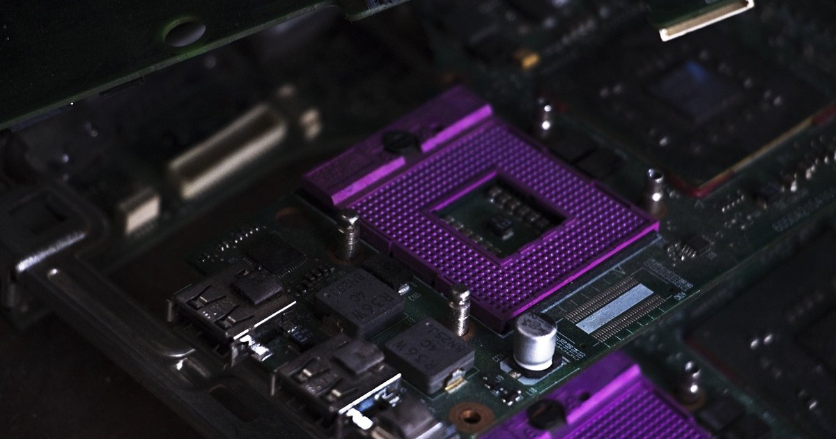 South Korea's AI Bet Pays Off With Record Chip Exports but KOSPI Faces a Major Risk chips production