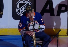 Watch: Hockey Crowd Goes Wild When WWII Vet, 105, Who Fought Under Patton Performs Nat’l Anthem on ICE
