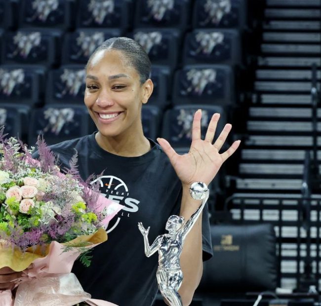 5-Time WNBA MVP Gets Roasted for Award Acceptance Speech That Ignores Her Past