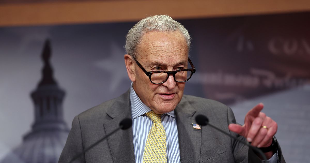 'Tsunami of Republican Money' Could Turn Midterms Upside Down, Says Top Democrat eature Image 2026 10 13T210405057