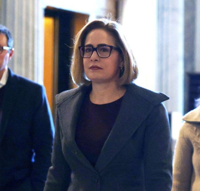 A Former Democratic Senator Is Quietly Backing a Republican Congressional Candidate: Report