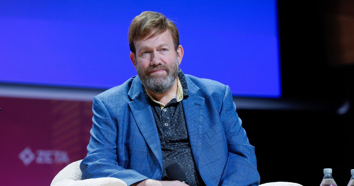 BLUE WAVE CRUSHED? Frank Luntz Warns CNN of Flawed Polling and Defiant Trump Voters eature Image 2026 10 19T172844343