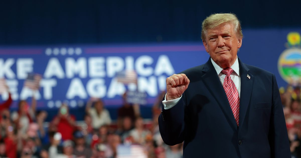 Trump Puts His Money Where His Mouth Is, Announces He's Spending $400 Million on 'Most Important Midterm Elections' Ever eature Image 2026 10 20T192116467