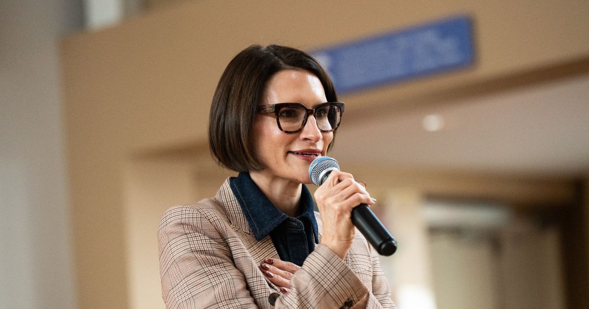 Report: Minnesota Dem Senate Nominee Spent Taxpayer Money to Teach Junkies How to Shove Drugs Up Their Posteriors eature Image 2026 10 22T073416914