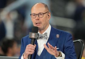 Legendary Sports Announcer Who Used Platform to Honor God Announces Departure