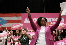 Stay Classy, Dems: Florida Sen Candidate Chants ‘You Either with Me or Against Me, H**!’ During Campaign Rally