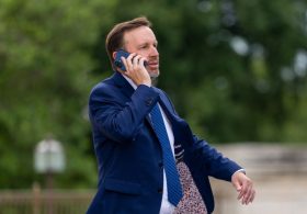Watch: Dem Sen. Chris Murphy Collapses Into Babbling Mess as CNN Admits Dan Sullivan Con, ‘But But But But But, I I Wouldn’t…’