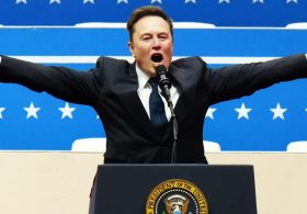 Elon Musk Becomes Part-Owner of CNN in $1 Billion Power Move