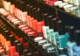 Two customers infected with genital herpes at same nail salon years apart: lawsuit